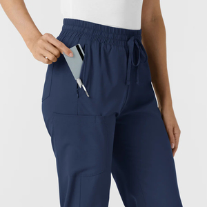 Pantalon de travail noir personnalisé pour femme avec cordon de serrage, devant plat, taille élastique, poches cargo latérales et ourlet fendu – Vente en gros - Product Image 4