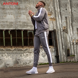 New Arrival Mens And Unisex Sweatshirt/sweatpants Factory Wholesale Outdoors Joggers Winter 2 Piece <b>Set</b> Wholesale Rate Oem - Product Image 4