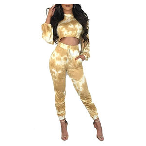 Trending Fashion Easy Dry Factory Rate Popular Design Custom Colour Hot Selling Women Crop <b>Top</b> Tracksuits - Product Image 1