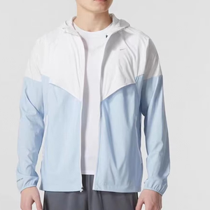 ชุดวอร์มกีฬาผู้ชายรุ่นใหม่ประจำฤดูใบไม้ร่วงปี 2026 ยอดนิยม เสื้อแจ็คเก็ตกันลมแบบซิปครึ่งตัวและกางเกงขาสั้น - Product Image 5