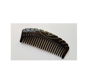 Peigne à dents larges en corne de buffle fait main pour démêler les cheveux bouclés sans casse ni dommages - Product Image 3