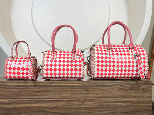 Luxury Checkered Genuine <b>Leather</b> Medium Size Travel Duffel Bags New Large Capacity Shopping Weekender Luggage Bag for Unisex - Product Image 4