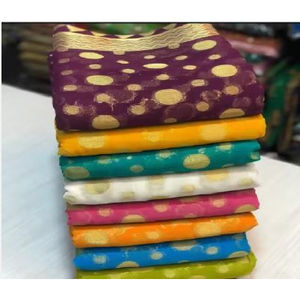 Esclusivo Sari Tradizionale di Alta Qualità in Seta Banarasi Indiana con Pura Seta Kanjivaram per Matrimoni e Feste - Product Image 5