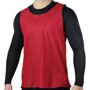 Chalecos de Entrenamiento de Fútbol Reversibles Personalizados de Invierno con MOQ Bajo, Ligeros, de Malla, de Secado Rápido, Transpirables, de Poliéster, sin Mangas - Product Image 3