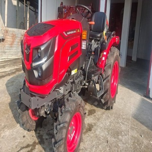 Mini-tracteur compact Mahindra avec une puissante capacité de travail pour les fermes de légumes, les vergers, les jardins et les petits champs agricoles - Product Image 4