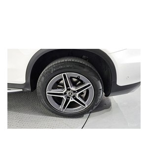 Mercedes-Benz GLC300e 4MATIC Coupé Clase GLC 2023 con 42,593 km, Volante a la Izquierda, Caja de Cambios Automática, Asientos de Cuero, Cámara Trasera - Product Image 5