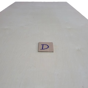 Fournisseur d'or en matière de contreplaqué en placage de bouleau 4x8, qualité D/DD, certifié E0 E1 CARB P2 pour la fabrication de meubles et les panneaux intérieurs - Product Image 1