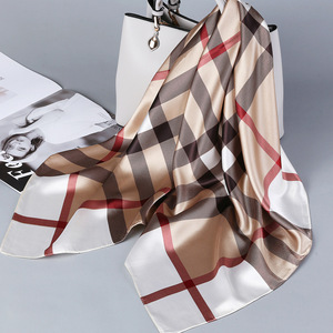 Nouvel Arrivage – Foulard Carré de Luxe en Soie Satinée Imprimée, Design Personnalisé, 90x90 cm, Châle Décontracté Multifonctionnel - Product Image 1