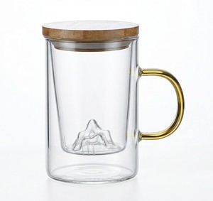 Portable Manual Glass Pitcher for Car & Outdoor Use - Product Image 1
