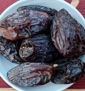 Hot Selling Factory Price Dried <b>Sweet</b> Dates AD Processed GMO Option in Bulk <b>Packaging</b> for Importers and Wholesale Suppliers - Product Image 4