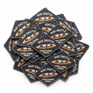Parche Bordado Personalizado con Diseño de Escudo, al por Mayor, de Lona de Vela Vintage, con Borde Merrow, Emblema para Prendas de Vestir, para Venta a Granel - Product Image 4