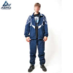Ropa de invierno con logotipo personalizado, conjuntos deportivos de color liso para adultos, chaqueta cortavientos, conjuntos de pantalones y chaqueta. - Product Image 4