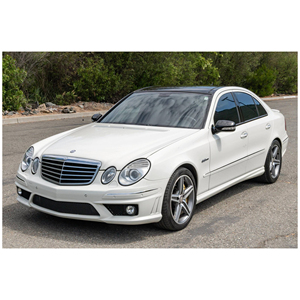 Mercedes-Benz E63 AMG Sedán 2009 - Product Image 4