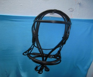 Brida de cuero negra para caballo inglés con ceñuelo ajustable y juego de riendas, equipo de equitación, fabricante Kanpur India - Product Image 6