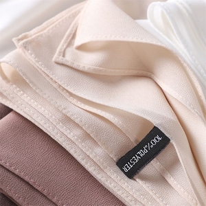 Hiyab de Satén con Burbujas y Logotipo Personalizado, Chal Musulmán Largo Estampado para Mujer, Estilos Cuadrados y Rectangulares, Chales Tradicionales - Product Image 6