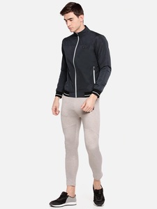 Blouson bomber gris foncé pour homme, col montant, fermeture éclair sur le devant, coupe-vent décontracté, couleur unie, polyester, vêtement d'automne - Product Image 6