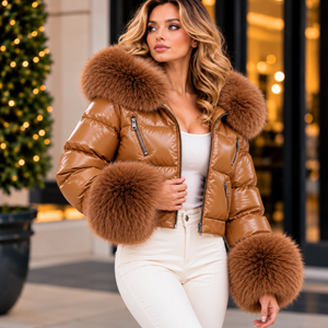 Piumino trapuntato in pelle da donna con collo e polsini in pelliccia / Cappotto invernale alla moda - Product Image 2