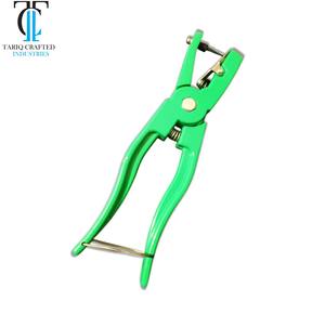 Pinzas para Etiquetas de Oreja Veterinarias de Calidad de Exportación, Aplicador de Identificación Animal, TARIQ CRAFTED INDUSTRIES - Product Image 1