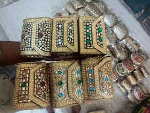 Bolso de mano tradicional con mosaico Kundan, mini, para mujer, hecho a mano en India, para novias, bodas, fiestas, eventos nocturnos y bodas. - Product Image 6