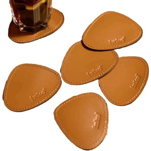 Customized Embossed Faux Leather Coaster With Holder Waterproof Durable For Home Decoration Cafes <b>Bars</b> Restaurants Gifting - Product Image 4