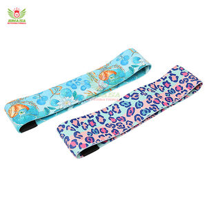 ชุดยางยืดออกกำลังกายสำหรับบริหารสะโพกผู้หญิง แบบวงกลม กว้าง กันลื่น สำหรับออกกำลังกายกล้ามเนื้อก้น ทำจากโพลีเอสเตอร์คุณภาพสูง - Product Image 4