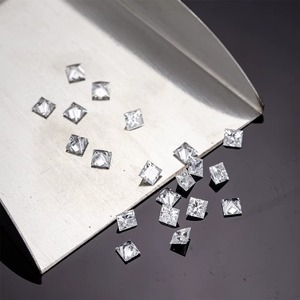 Diamant de laboratoire HPHT taille princesse, non certifié, jusqu'à 0,10 carat, fournisseur en gros pour les acheteurs de diamants B2B mondiaux - Product Image 1