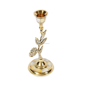 Bougeoir avec vadrouille avec support de bougie d'église en métal fait main en laiton de haute qualité dans un design unique - Product Image 4