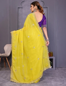 Sari de Mezcla de Seda Bollywood Reversible de Secado Rápido y Sin Arrugas con Bordado KV (Amarillo) para Fiestas y Bodas de Otoño - Product Image 4