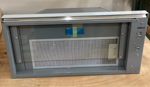 Z-e-p-h-y-r 24 R-a-n-g-e H-o-o-d U-n-d-e-r-C-a-b-i-n-e-t en acier inoxydable avec verre - Product Image 4