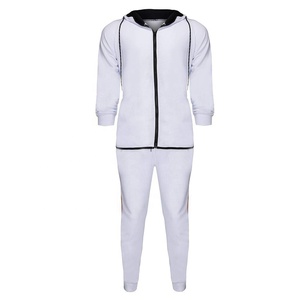 Combinaison de jogging personnalisée de printemps et d'automne la plus vendue Survêtements de fitness de loisirs doux et légers de haute qualité - Product Image 1