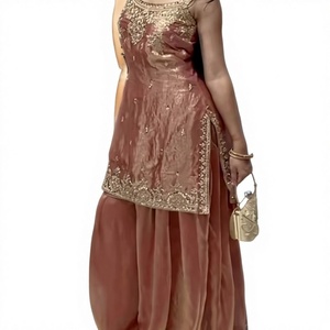 Conjunto Sharara de Tela Chinon de Diseño Moderno, Estilo Indio Pakistaní, Bordado, Última Moda Exclusiva para Mujer, Ropa Elegante para Fiestas y Bodas - Product Image 1