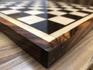 Jeu d'échecs en bois artisanal de qualité supérieure, plateau pliable magnétique, pièces d'échecs en bois massif de luxe, cadeaux d'anniversaire uniques pour adultes - Product Image 6