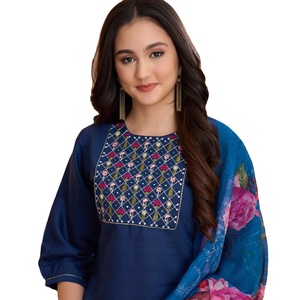 ชุด kurta พิมพ์ดิจิตอลธรรมชาติชุดแฟนซีชุดสีส้ม Palazzo และ dupatta - Product Image 1