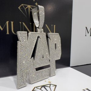 Pendentifs et breloques de luxe en moissanite VVS plaqué or et argent, certifiés IGI, forme lettre personnalisée style Hip Hop, micro-incrustation, unisexe - Product Image 1