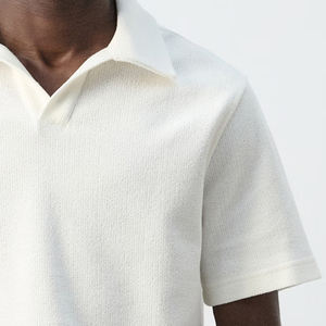 Polo de Algodón Puro de Alta Calidad para Hombre con Diseño Elegante y Detalle de Solapa, Ajuste Entallado y Logotipo Personalizable - Product Image 4