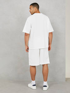Ensemble T-shirt et Short Homme de Haute Qualité 2026 à Manches Courtes en Coton Imprimé avec Broderie et Col Côtelé à Cordon de Serrage - Product Image 4