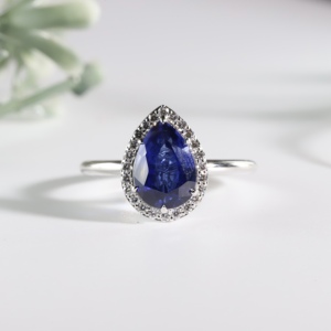 Anillo de compromiso vintage de oro blanco con diamante de corte pera azul real cultivado en laboratorio, clásico solitario con halo en forma de lágrima, banda de boda, regalo para fiesta - Product Image 1