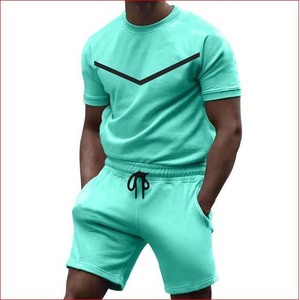 Ensemble 2 pièces d'été décontracté pour hommes en polyester/coton respirant avec t-shirt à manches courtes et short, design uni, personnalisable, vente en gros - Product Image 4