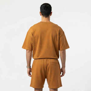 Conjunto Deportivo para Hombre, Camiseta y Pantalones Cortos con Cierre, Estilo Casual, Holgado, de Algodón y Poliéster, con Logotipo Personalizado - Product Image 4