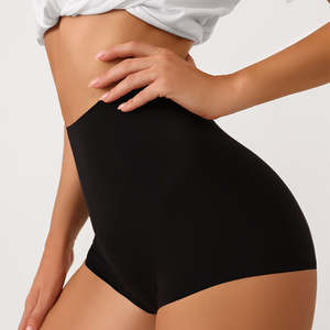 Shorts Casuales de Diseño para Mujer, Estilo Urbano, Costuras Premium, Corte Relajado, Colección Verano 2026 - Product Image 2