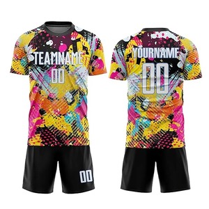 Conjunto de Uniforme de Fútbol Personalizado, Ligero, Transpirable y de Secado Rápido, en Tela de Poliéster con Estampado Digital por Sublimación - Product Image 6