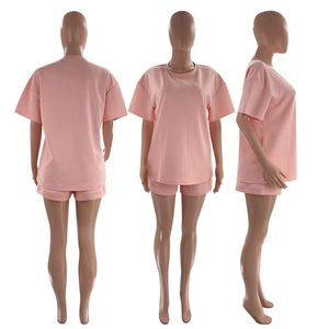 Ensemble de survêtement pour femme en toile surdimensionnée de haute qualité, col montant uni, deux pièces, avec short de survêtement au-dessus du genou, style streetwear - Product Image 1