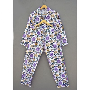 Ensemble de pyjama en coton doux de conception indienne sexy et élégante pour dames, vêtements de nuit longs pour demoiselles d'honneur - Product Image 2