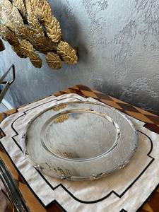 Assiette de Présentation Vintage en Métal Ronde Faite à la Main par un Designer – Meilleure Assiette de Base en Acier Inoxydable Classique et Élégante - Product Image 3