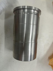 Recambio de Cilindro Húmedo D13 de Hierro Fundido para Motor de Camión Pesado D13 y Mantenimiento de Flotas - Suministro de EE. UU. - Product Image 3