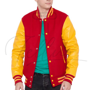 Veste universitaire sur mesure de haute qualité avec corps en laine, manches en cuir et broderie en chenille. Veste universitaire courte pour femme. - Product Image 5
