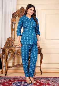 Trendy Women's Floral Printed Blue Cotton Collarless Co-Ord Set Stylish Two-Piece Short Midi Casual Summer Daily Fashion Low - Product Image 2