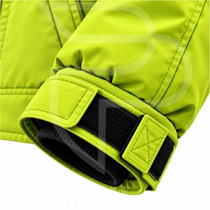 Chaqueta de seguridad personalizada con franjas en los hombros, parches en el pecho y cierre frontal a presión, fabricante de uniformes para exportaciones - Product Image 5