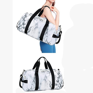 Bolsa Deportiva de Fútbol Americano, Ligera, Impermeable, de Poliéster, para Viajes y Gimnasio, Capacidad de 30-40L, Color y Logotipo Personalizables - Product Image 2