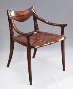 Sillón de Madera Maciza Hecho a Mano de Lujo, Diseño Escultural Moderno de Mediados de Siglo, Acabado en Madera de Palisandro - Product Image 1
